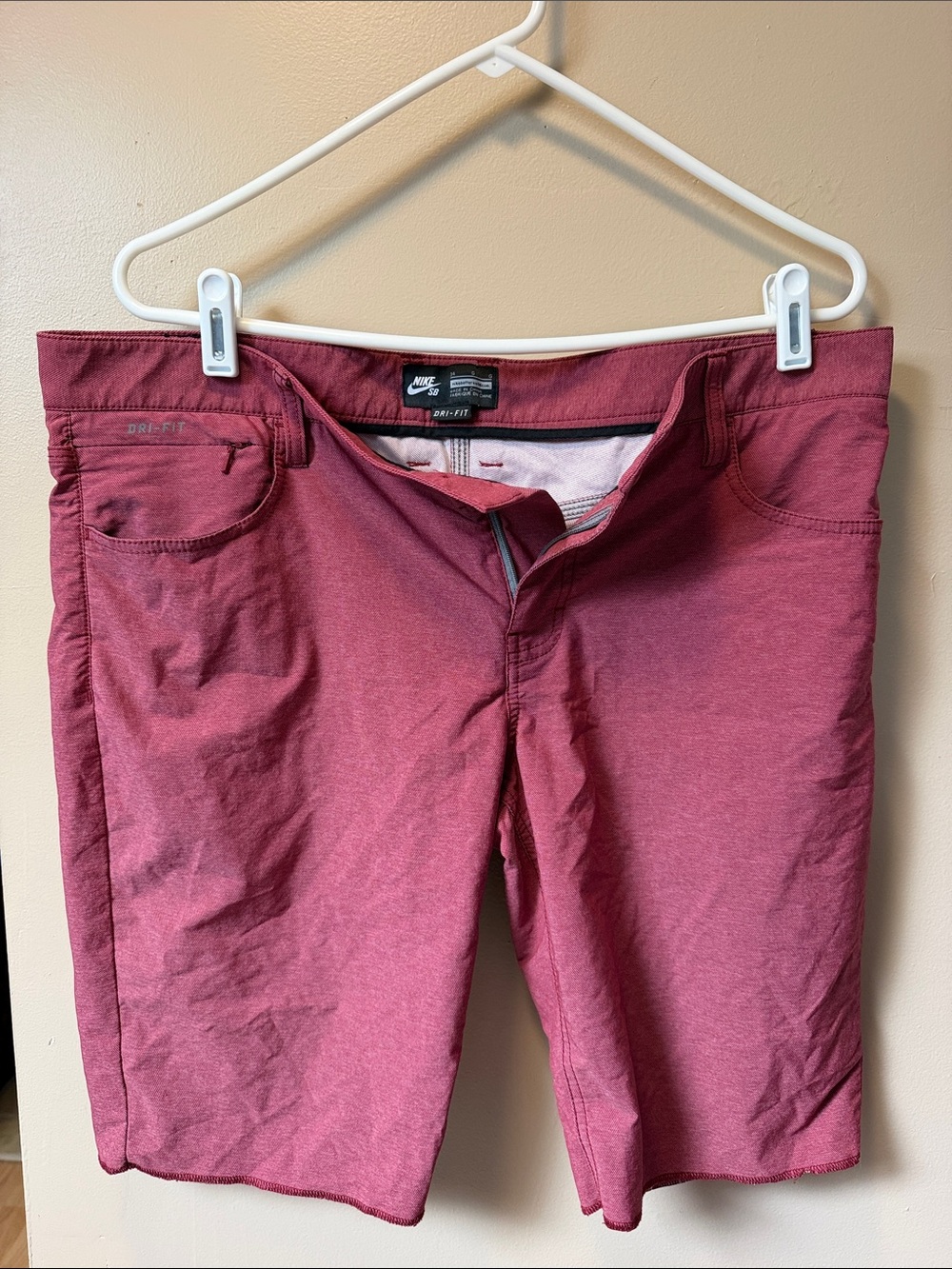 Nike Men's Burgundy Chinos